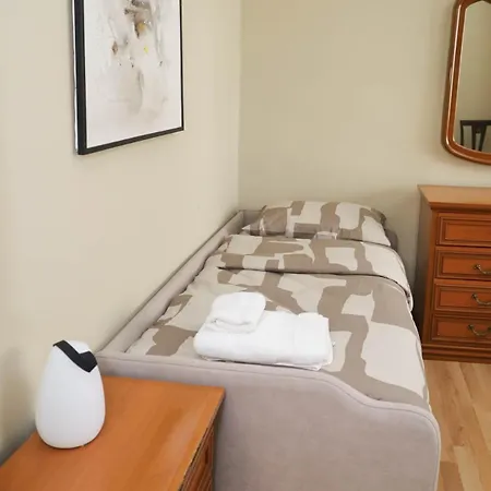 Kron's By Pikhost Apartament *